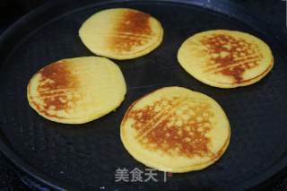 鸭蛋黄棒子面发面饼的做法步骤：6