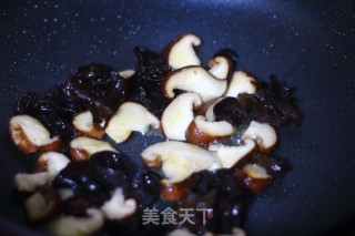 荷兰豆炒时蔬菜的做法步骤：5