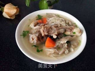 大骨菌菇汤的做法步骤：8