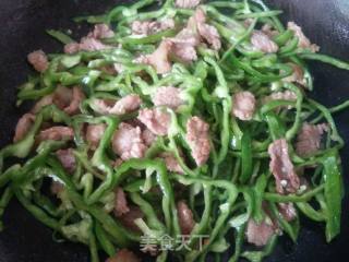 辣椒炒肉的做法步骤：7