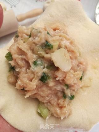 卷心菜春葱大肉包的做法步骤：6