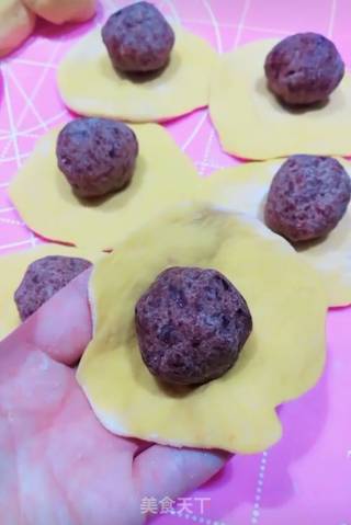 南瓜开花豆沙包的做法步骤：4