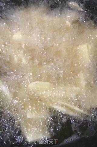 干锅土豆片的做法步骤：4