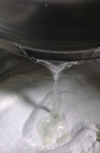 糯米豆沙饼的做法步骤：1