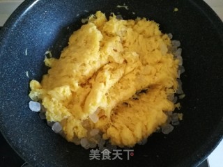 凤梨酥的做法步骤：1