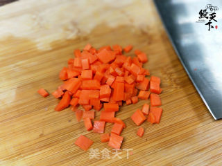 咖喱鳗鱼蛋炒饭的做法步骤：3