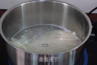 彩椒鸡蛋炒面的做法步骤：3