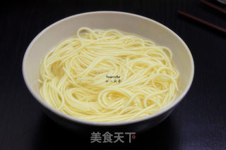 彩椒鸡蛋炒面的做法步骤：4