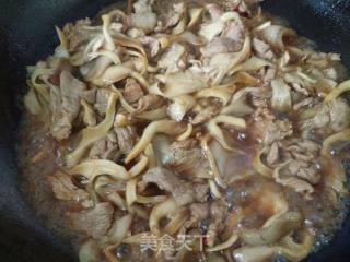 蘑菇炒肉的做法步骤：5
