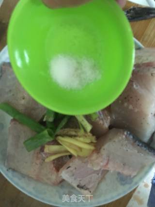 香酥椒盐鱼块的做法步骤：6