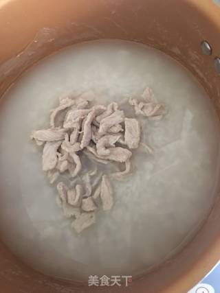 皮蛋瘦肉粥的做法步骤：5