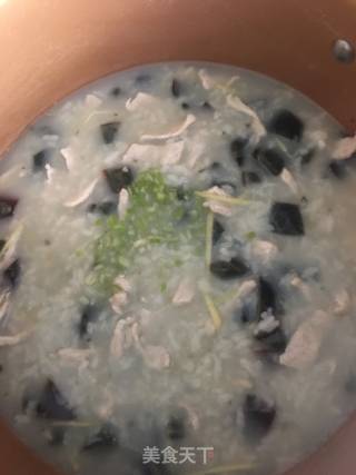 皮蛋瘦肉粥的做法步骤：7