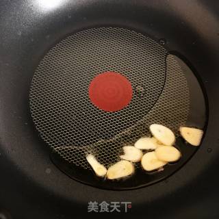 高颜值的香菇炒油菜的做法步骤：6