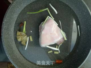 蒜泥白肉的做法步骤：4