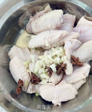可乐鸡翅的做法步骤：2