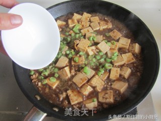 肉末酱烧豆腐的做法步骤：9