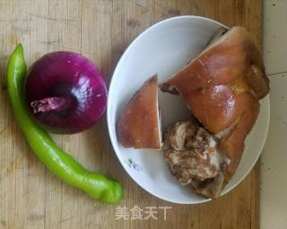 红烧肘块的做法步骤：1