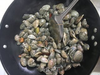 辣炒花甲的做法步骤：4