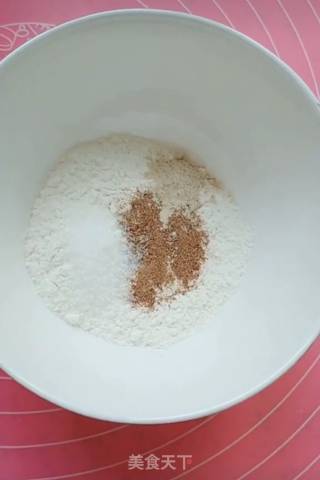 香酥葱花饼的做法步骤：3