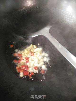 丝瓜炒肉丝的做法步骤：2