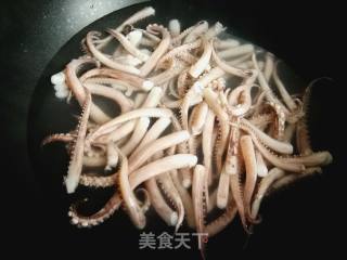 酱烤鱿鱼须的做法步骤：1