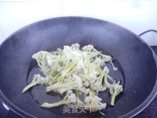 番茄烧花菜的做法步骤：6