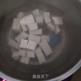 夏日懒人餐――小葱拌豆腐的做法步骤：3