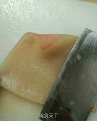 #夏日懒人餐#凉拌猪皮冻的做法步骤：2