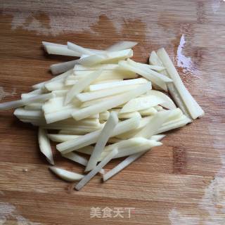 干煸土豆丝的做法步骤：2