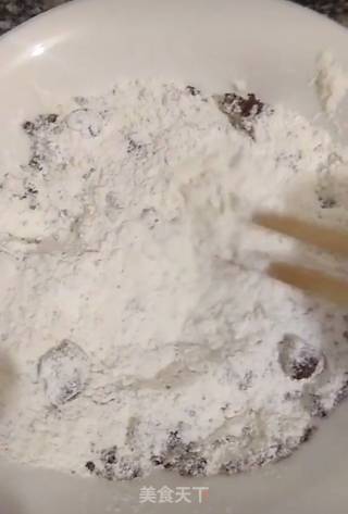 红糖开花大馒头的做法步骤：2