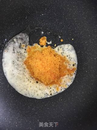 蛋黄豆腐汤的做法步骤：5
