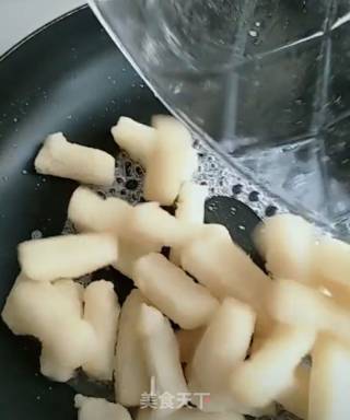 糯米芝麻条的做法步骤：6