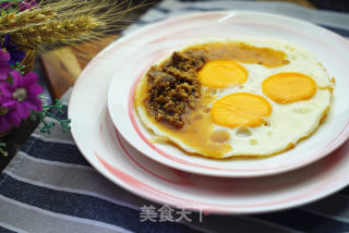 肉酱汤煎蛋的做法步骤：8