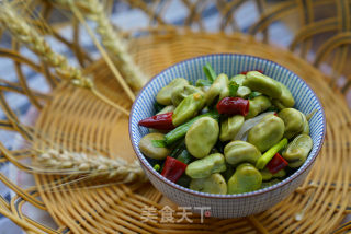 微辣蒜香蚕豆的做法步骤：9