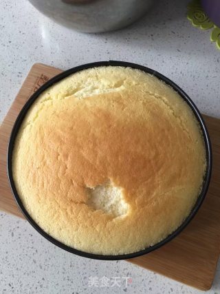 电饭煲蛋糕的做法步骤：1