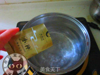 桃胶奶茶的做法步骤：4