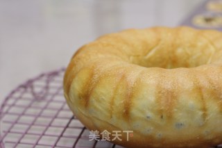 红豆咕咕霍夫面包圈的做法步骤：17