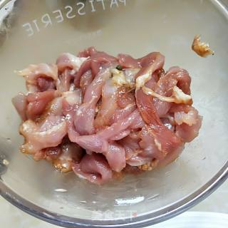 葱香肉丝的做法步骤：3