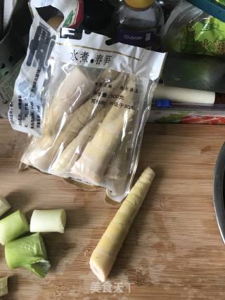 排骨焖笋煲的做法步骤：3