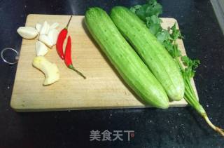凉拌拍青瓜的做法步骤：1
