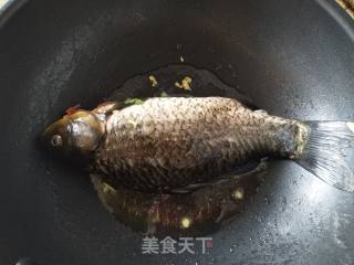 鲫鱼豆腐汤的做法步骤：3