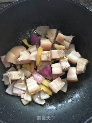 五花肉炖土豆的做法步骤：5
