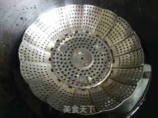 清蒸鲈鱼的做法步骤：4