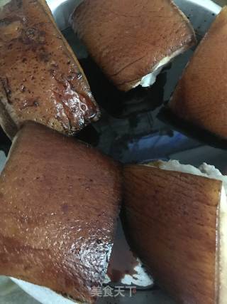 梅菜扣肉的做法步骤：4