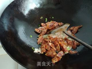 山野菜炒腊肠的做法步骤：6