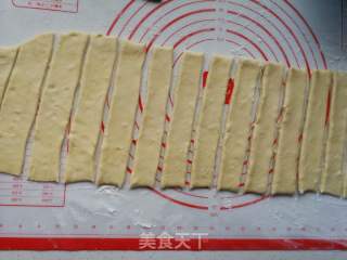自制放心油条的做法步骤：8