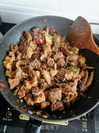 家常干锅辣子鸡的做法步骤：11