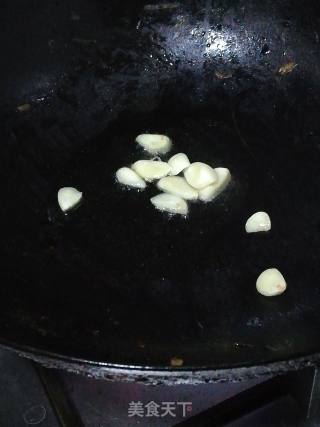 蒜香圆白菜的做法步骤：2