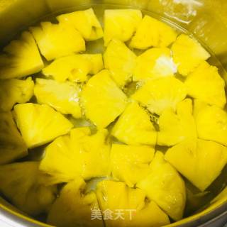 糖水菠萝的做法步骤：5