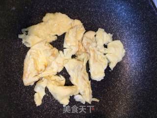 白玉菇鸡蛋汤的做法步骤：2